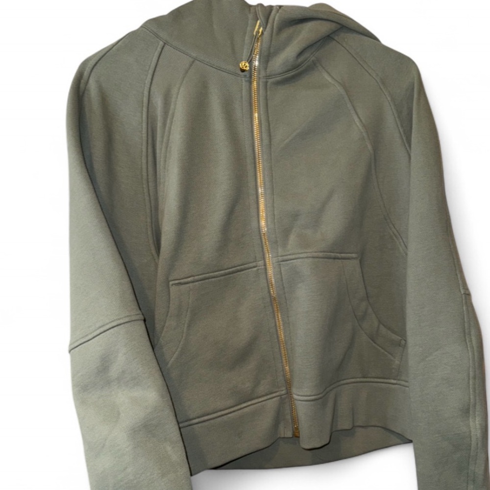 Lululemon Athletica Sage Green scuba